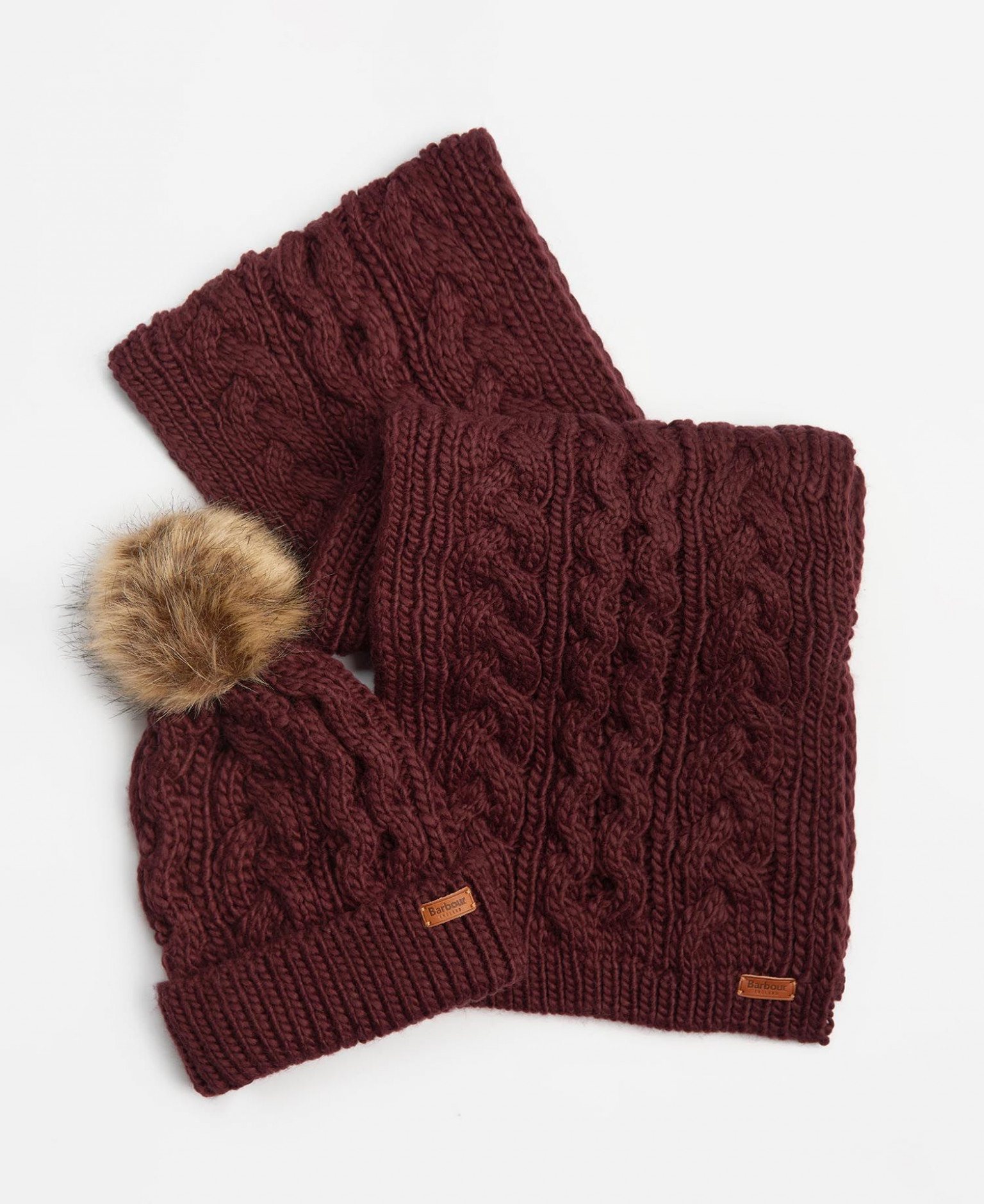 Barbour Penshaw Beanie & Scarf Set Bordeaux